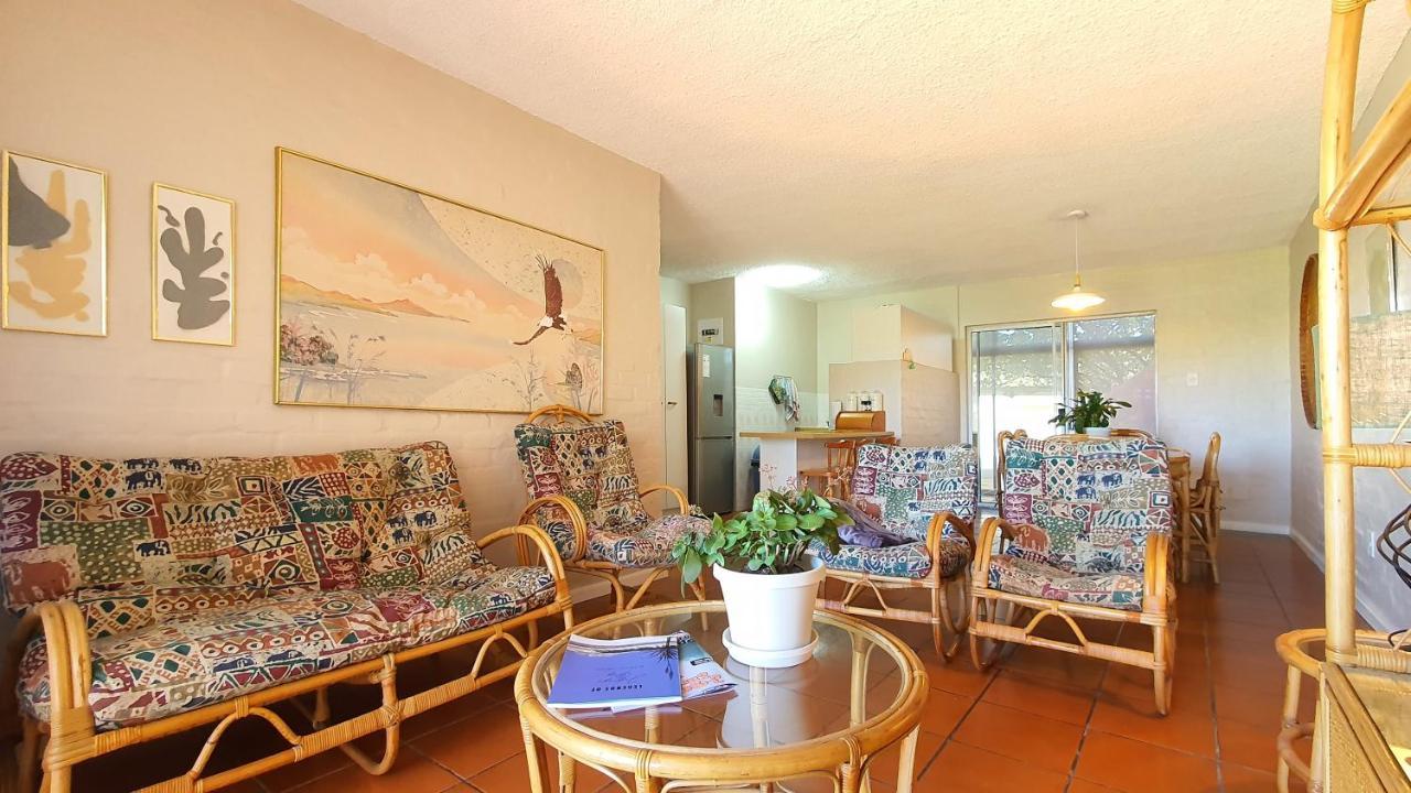 Escape To Paradise: Beachside Apartment Jeffreys Bay Esterno foto