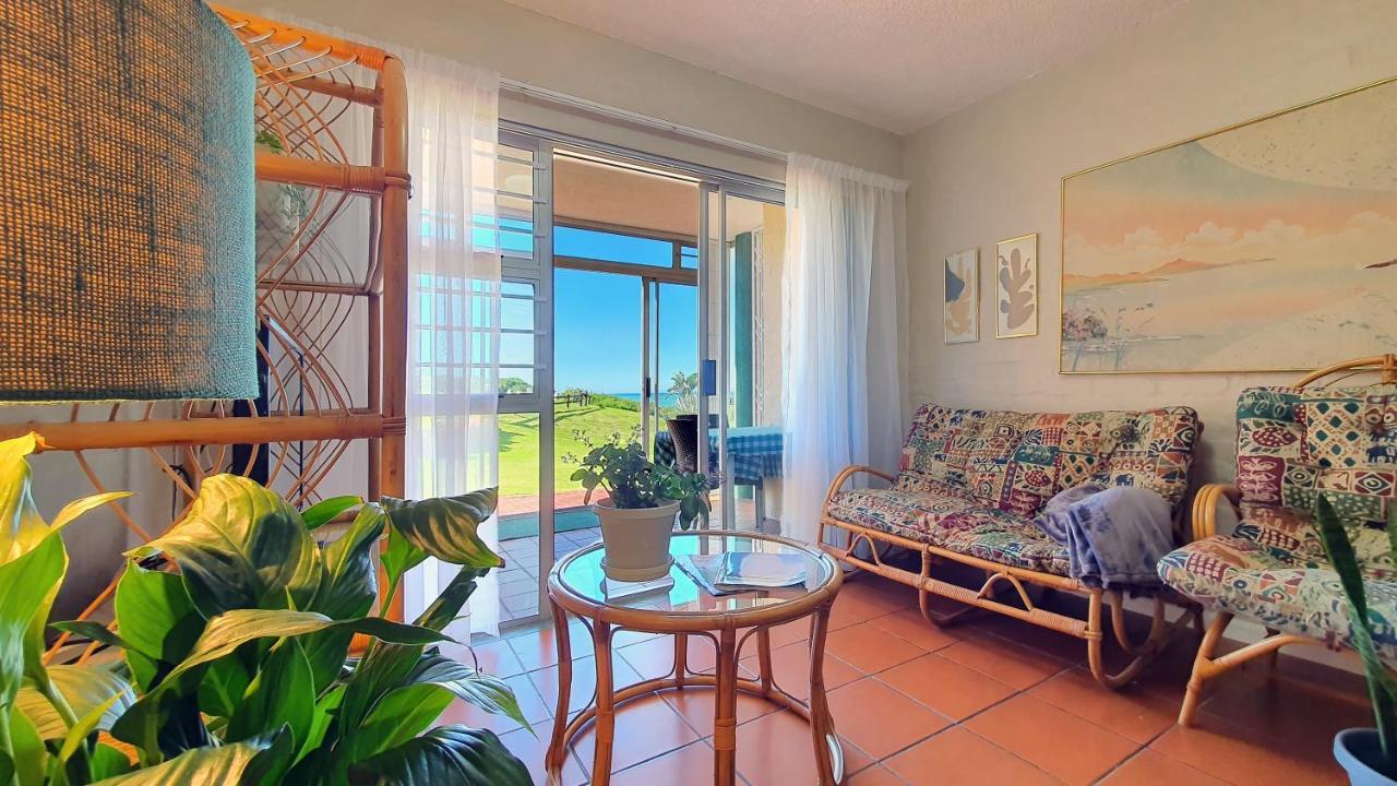 Escape To Paradise: Beachside Apartment Jeffreys Bay Esterno foto